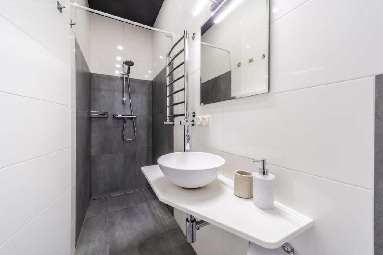 Apartment Inshiapartments On Teodora Square Lviv