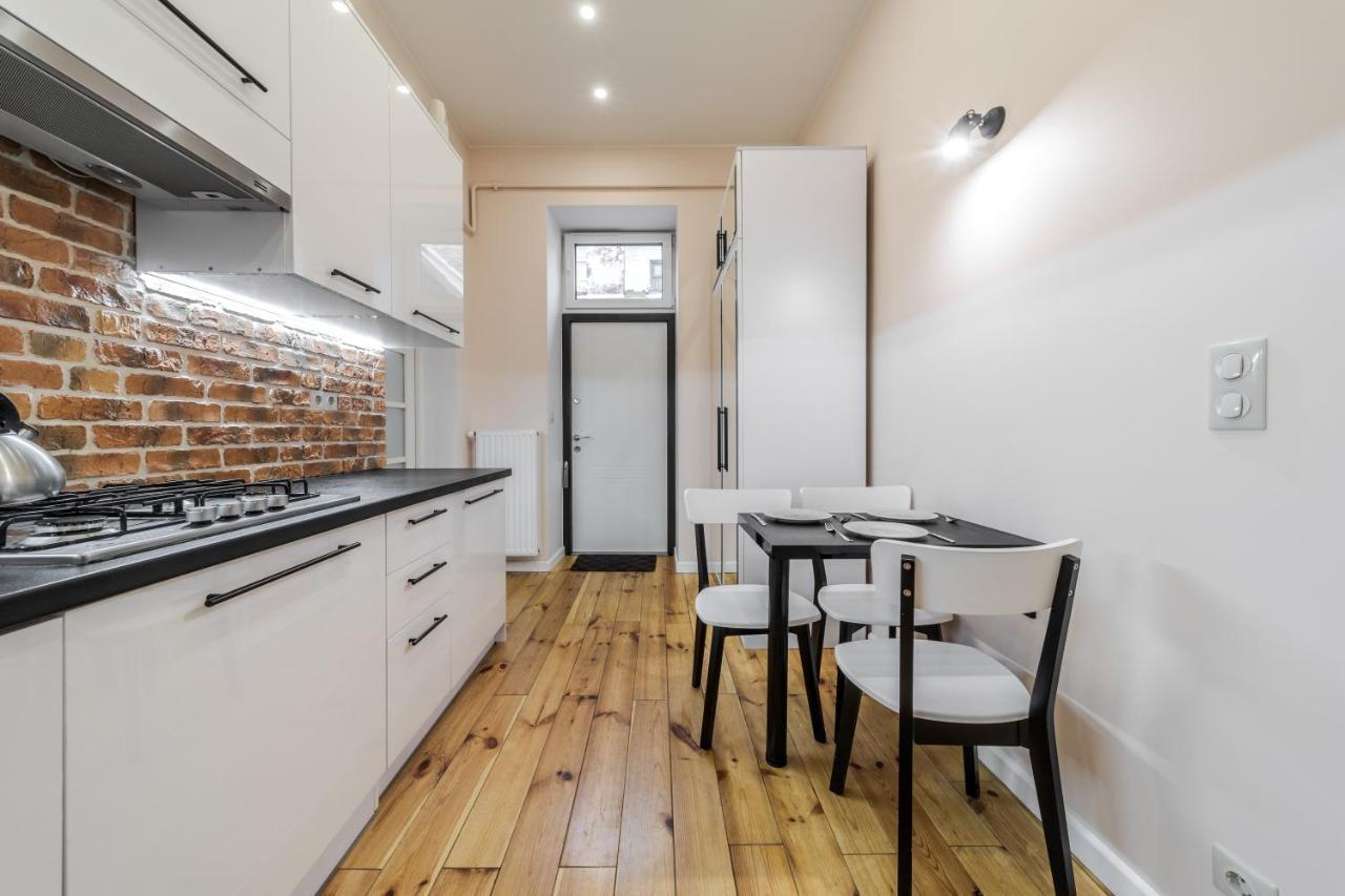 Apartment Inshiapartments On Teodora Square Lviv